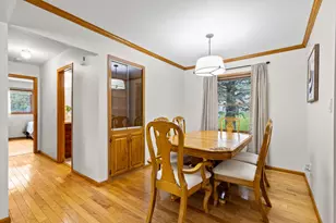 8049 N Edge O Woods Dr, Brown Deer, WI 53223 - Photo 6