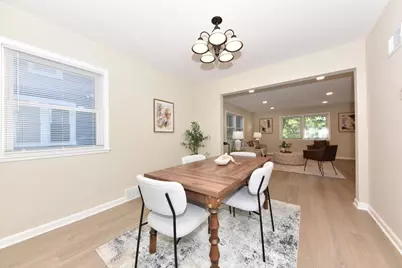 W161N8970  Hayes Ave, Menomonee Falls, WI 53051 - Photo 10