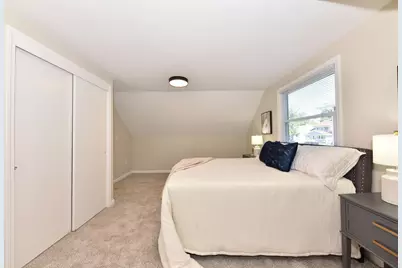W161N8970  Hayes Ave, Menomonee Falls, WI 53051 - Photo 22