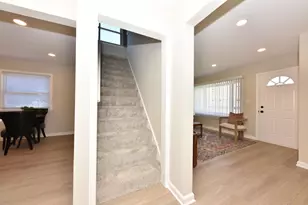 W161N8970 Hayes Ave, Menomonee Falls, WI 53051 - Photo 18