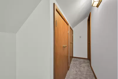 4310 W Anthony Dr, Greenfield, WI 53219 - Photo 22