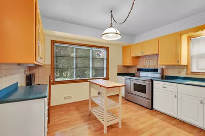 7212  Aetna Ct, Wauwatosa, WI 53213 - Photo 16