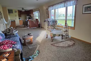 4020 Memorial Dr, Two Rivers, WI 54241 - Photo 6