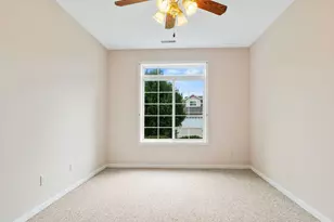 W398N5953 Autumn Woods Dr, Oconomowoc, WI 53066 - Photo 16
