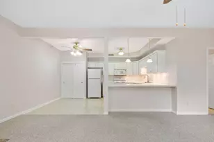 W398N5953 Autumn Woods Dr, Oconomowoc, WI 53066 - Photo 8
