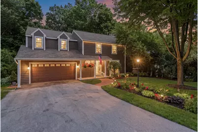 900  Apple Tree Ln, Brookfield, WI 53005 - Photo 44