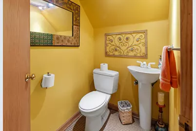 900  Apple Tree Ln, Brookfield, WI 53005 - Photo 42