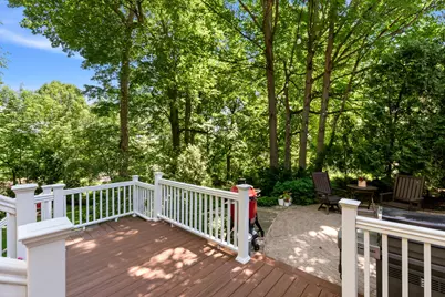 900  Apple Tree Ln, Brookfield, WI 53005 - Photo 46