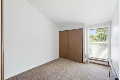 9000 N 70th St, Milwaukee, WI 53223 - Photo 12