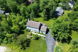 11645 N Hillside Ln, Mequon, WI 53092 - Photo 30