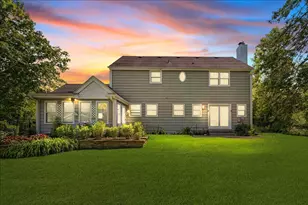 11645 N Hillside Ln, Mequon, WI 53092 - Photo 2