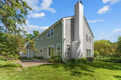 11645 N Hillside Ln, Mequon, WI 53092 - Photo 36