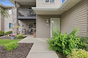 N161W20726 Kami Ln, Jackson, WI 53037 - Photo 2