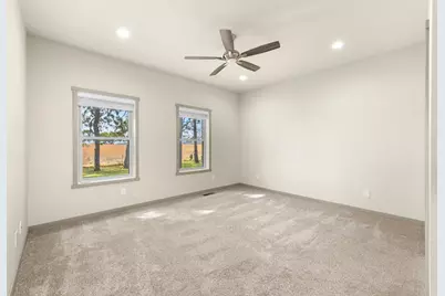 1800  Prairie Pl #4, Holmen, WI 54636 - Photo 14