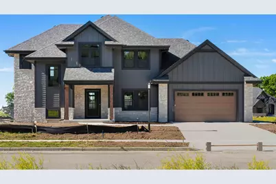 N66W21075  Sweet Clover Dr, Menomonee Falls, WI 53051 - Photo 2