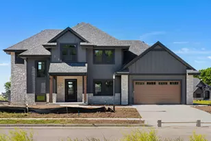 N66W21075 Sweet Clover Dr, Menomonee Falls, WI 53051 - Photo 2