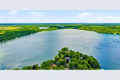 2125 N Peninsula Rd, Summit, WI 53066 - Photo 32