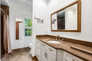 2125 N Peninsula Rd, Summit, WI 53066 - Photo 22