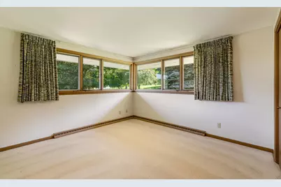 6725  Brook Rd, Racine, WI 53126 - Photo 24
