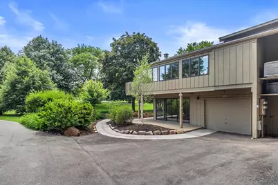 711  Thornridge Ct #B, Fontana, WI 53125 - Photo 22