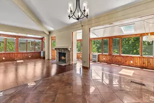 711 Thornridge Ct, Fontana, WI 53125 - Photo 6