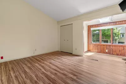711  Thornridge Ct #B, Fontana, WI 53125 - Photo 14