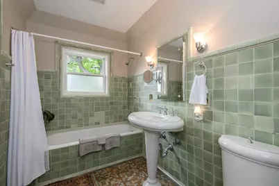 611 N 50th St, Milwaukee, WI 53208 - Photo 58