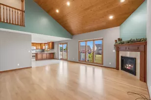 272 Highland Dr, Belgium, WI 53004 - Photo 2