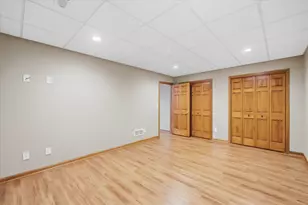 272 Highland Dr, Belgium, WI 53004 - Photo 38
