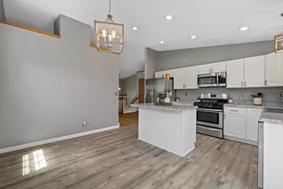 10011  Sheridan Rd, Pleasant Prairie, WI 53158 - Photo 16