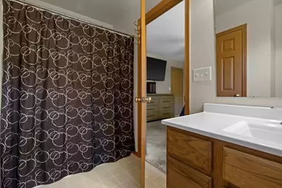 10011  Sheridan Rd, Pleasant Prairie, WI 53158 - Photo 28
