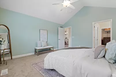 1013  Ann Marie Way, Oconomowoc, WI 53066 - Photo 18