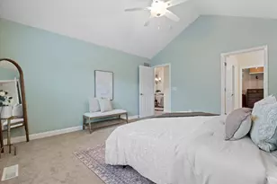 1013 Ann Marie Way, Oconomowoc, WI 53066 - Photo 18