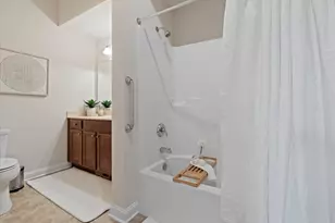 1013 Ann Marie Way, Oconomowoc, WI 53066 - Photo 26