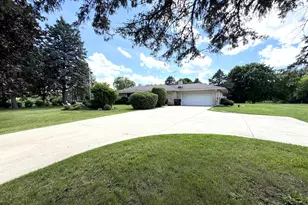 9622 296th Ave, Salem Lakes, WI 53168 - Photo 4