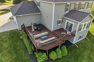 734 Wolf Creek Court, Grafton, WI 53024 - Photo 8