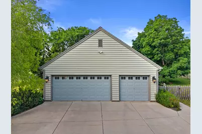 990 S Springdale Rd, Brookfield, WI 53186 - Photo 42