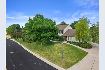 990 S Springdale Rd, Brookfield, WI 53186 - Photo 40