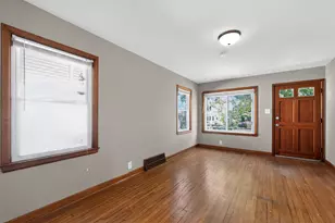 6431 W Girard Ave, Milwaukee, WI 53210 - Photo 12