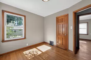 6431 W Girard Ave, Milwaukee, WI 53210 - Photo 22