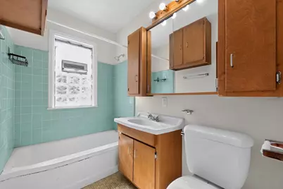 6431 W Girard Ave, Milwaukee, WI 53210 - Photo 32