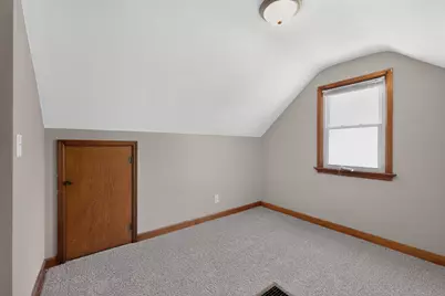 6431 W Girard Ave, Milwaukee, WI 53210 - Photo 24