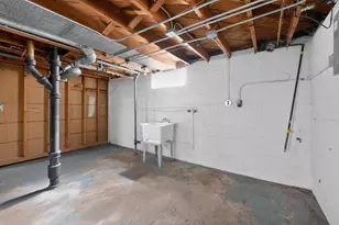 6431 W Girard Ave, Milwaukee, WI 53210 - Photo 36