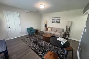 709 Dexter St, Madison, WI 53704 - Photo 2