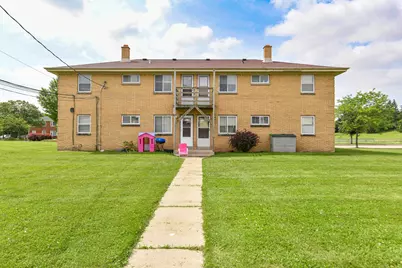 2424 W Howard Ave, Milwaukee, WI 53221 - Photo 32