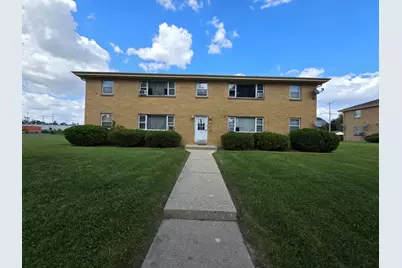 2424 W Howard Ave, Milwaukee, WI 53221 - Photo 1