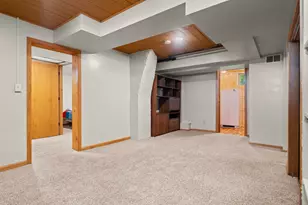 2005 State St, La Crosse, WI 54601 - Photo 36