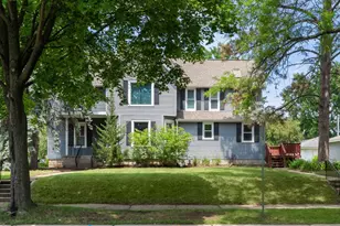 2005 State St, La Crosse, WI 54601 - Photo 1