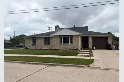 1905  32nd St, Two Rivers, WI 54241 - Photo 1