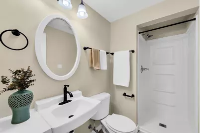 1233  Kingston Ave, Racine, WI 53402 - Photo 32